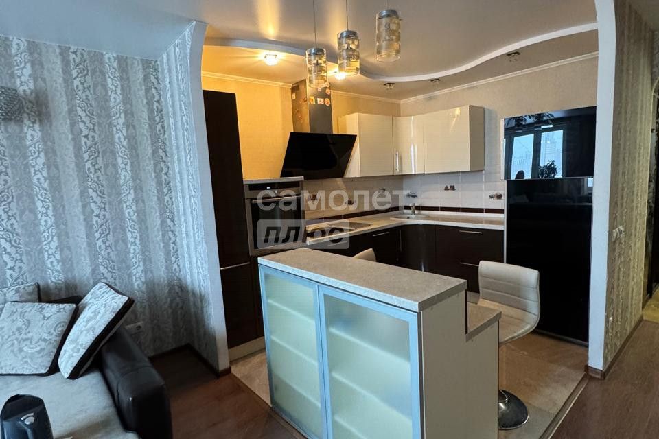 Продаётся 2-комнатная квартира, 80.4 м²