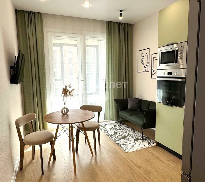 Сдаётся 1-комнатная квартира, 42.2 м²