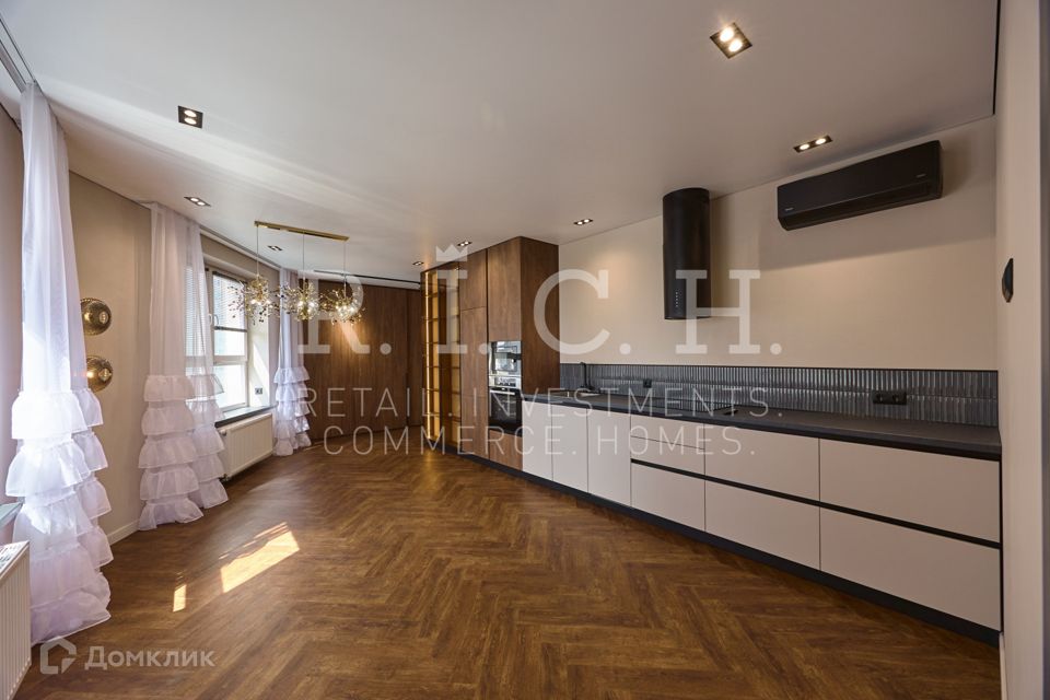 Продаётся 2-комнатная квартира, 61 м²