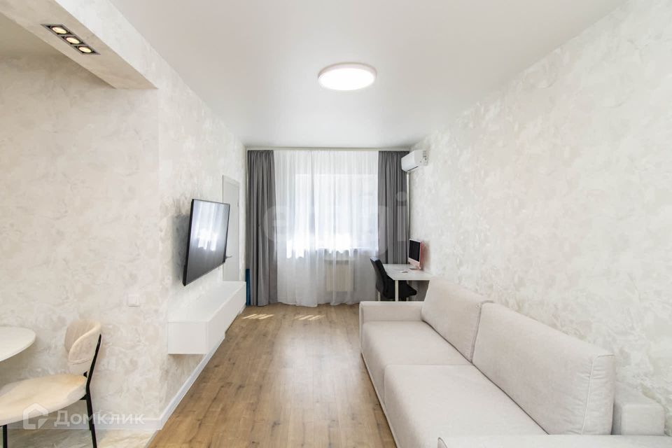 Продаётся 1-комнатная квартира, 50.3 м²