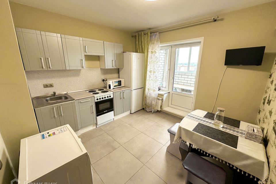 Продаётся 1-комнатная квартира, 42.4 м²