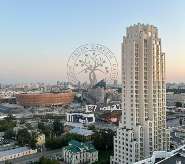 Продаётся 5-комнатная квартира, 148.7 м²