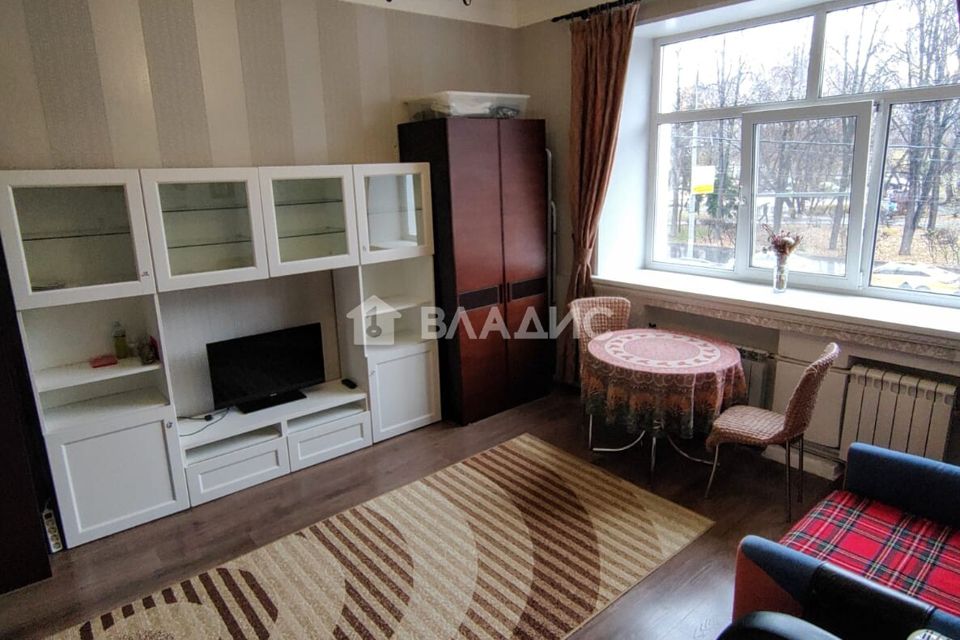 Продаётся комната в 3-комн. квартире, 81 м²