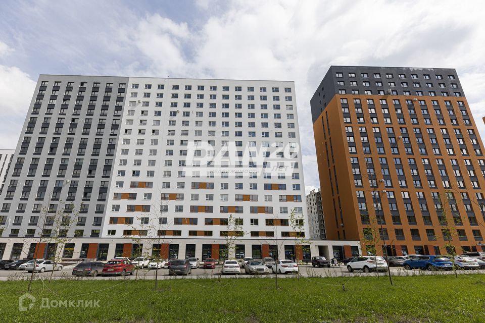 Продаётся 4-комнатная квартира, 114 м²
