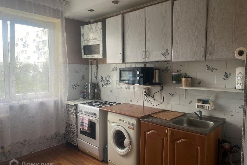 Продаётся 3-комнатная квартира, 61.6 м²