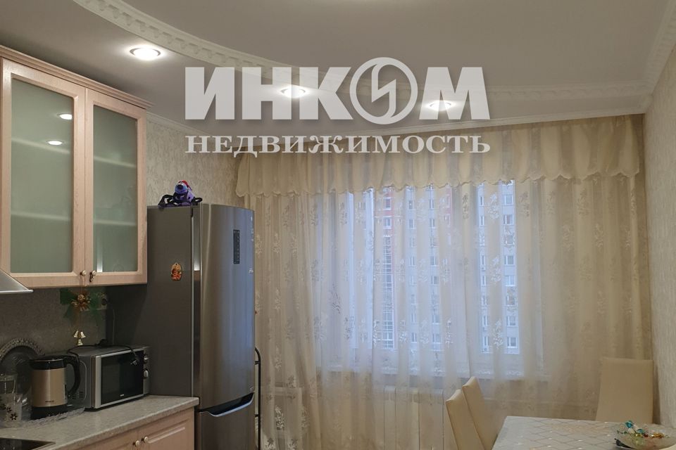 Продаётся 2-комнатная квартира, 58.2 м²