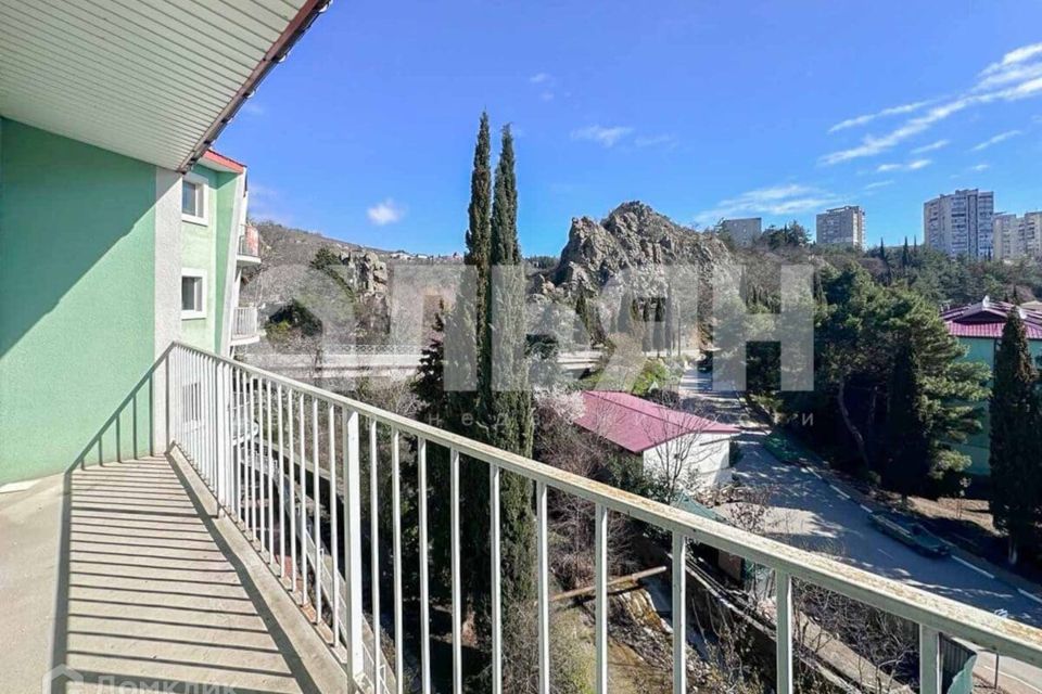Продаётся 2-комнатная квартира, 61.7 м²