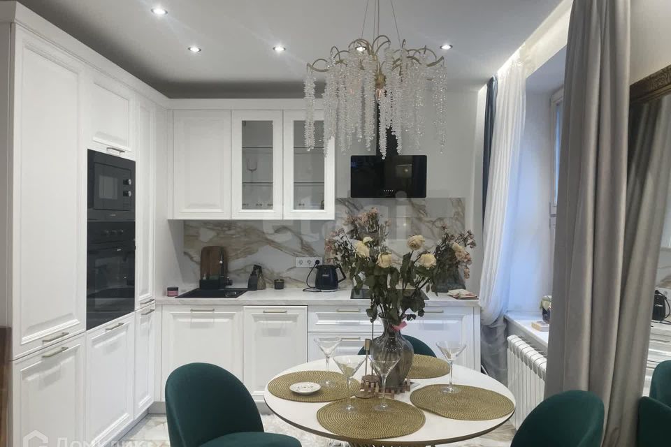 Продаётся 1-комнатная квартира, 45.3 м²
