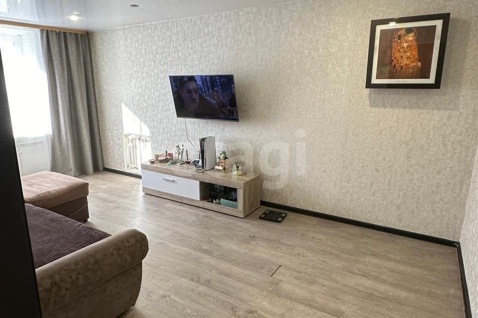 Продаётся 2-комнатная квартира, 63.2 м²
