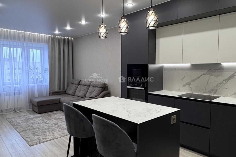 Продаётся 3-комнатная квартира, 77.1 м²