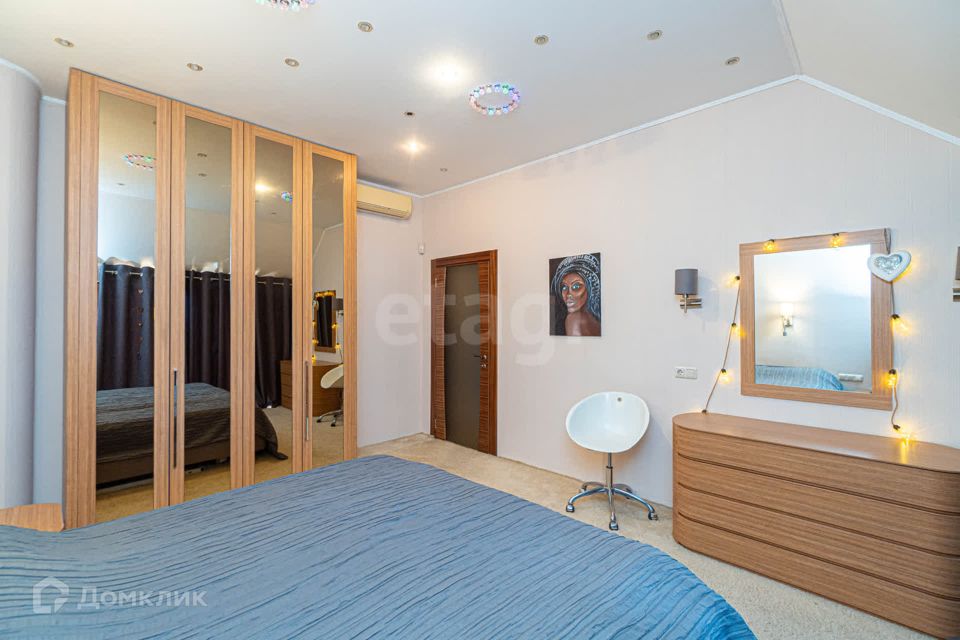 Продаётся 6-комнатная квартира, 190.8 м²