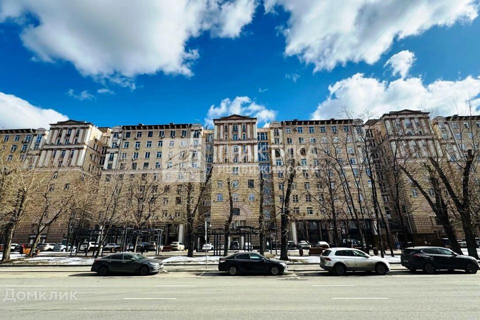 Продаётся 3-комнатная квартира, 82.3 м²