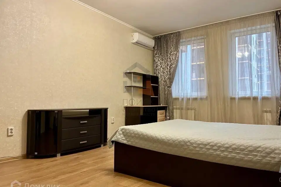 Сдаётся 2-комнатная квартира, 80 м²