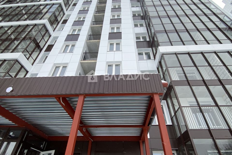 Продаётся 3-комнатная квартира, 133 м²