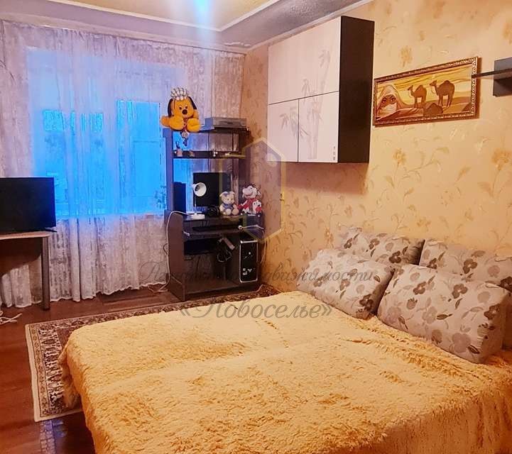 Продаётся 4-комнатная квартира, 77 м²