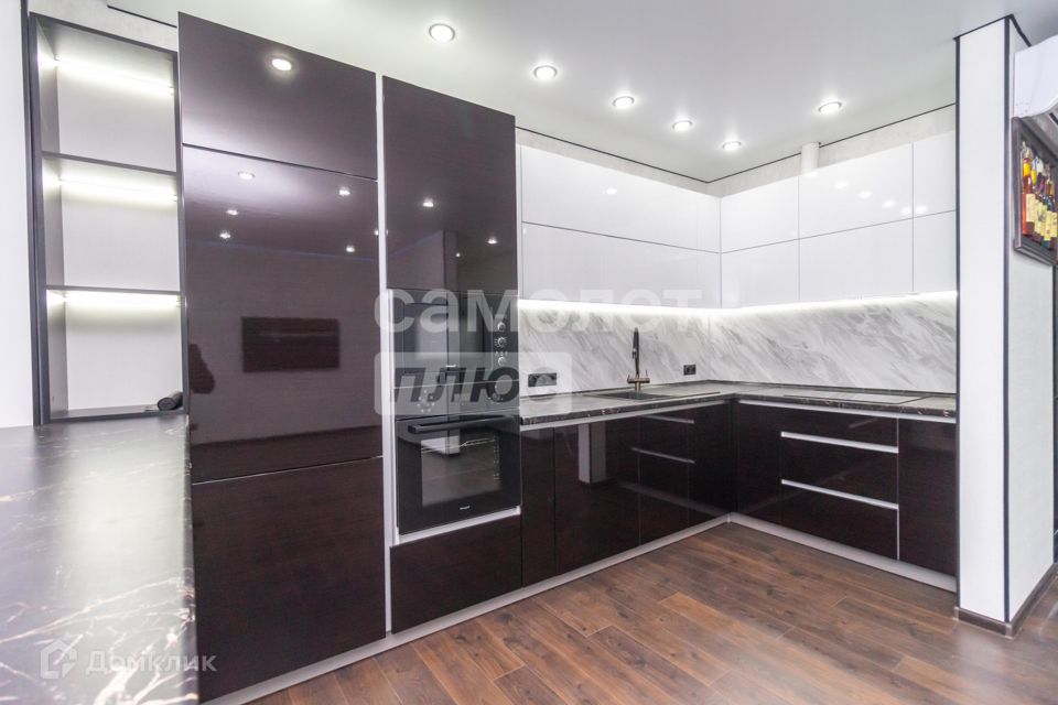 Продаётся 3-комнатная квартира, 65.3 м²
