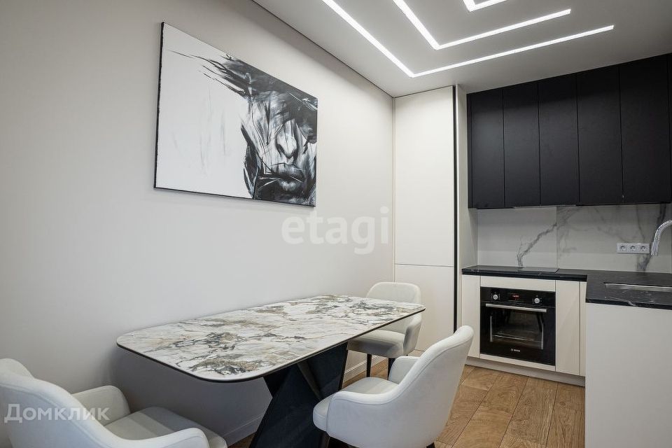 Продаётся 1-комнатная квартира, 45.3 м²