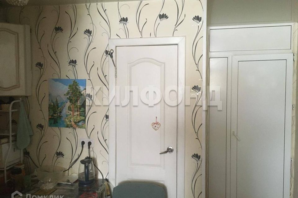 Продаётся комната в 4-комн. квартире, 11.6 м²