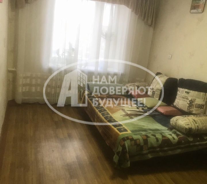 Продаётся комната в 1-комн. квартире, 12.8 м²