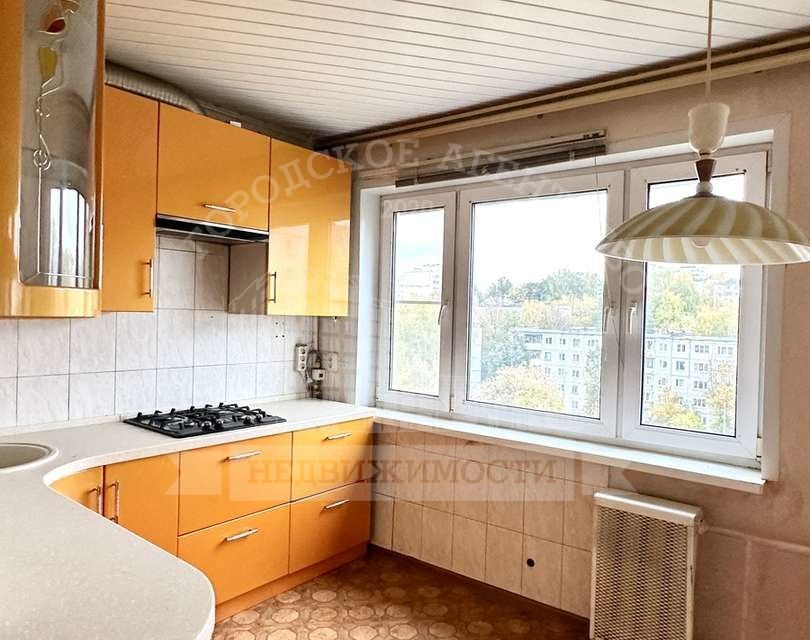 Продаётся 3-комнатная квартира, 63.9 м²