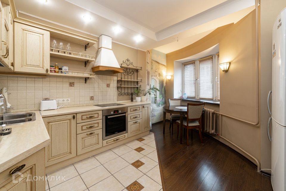 Продаётся 1-комнатная квартира, 50 м²