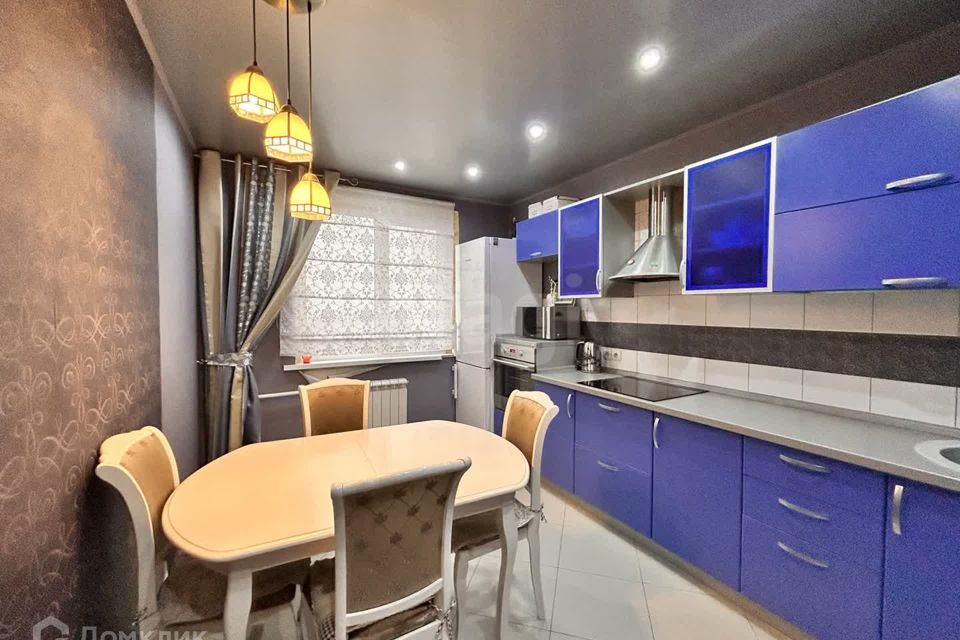 Продаётся 2-комнатная квартира, 60.3 м²
