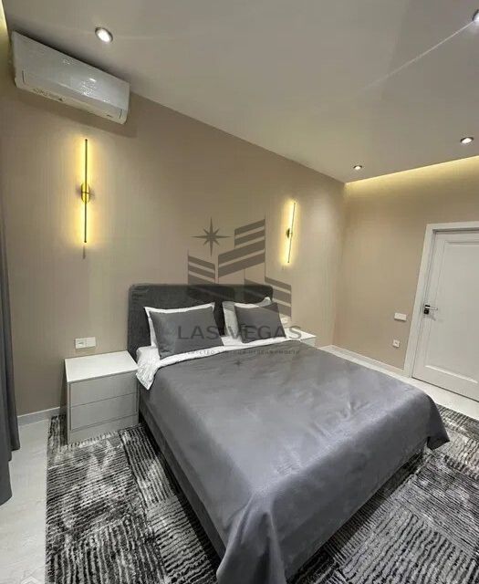 Сдаётся 2-комнатная квартира, 80 м²