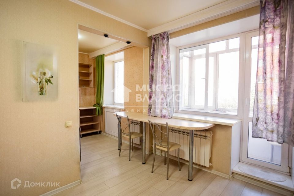 Продаётся 2-комнатная квартира, 43.2 м²