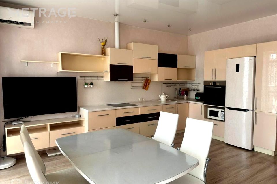 Продаётся 3-комнатная квартира, 92.9 м²