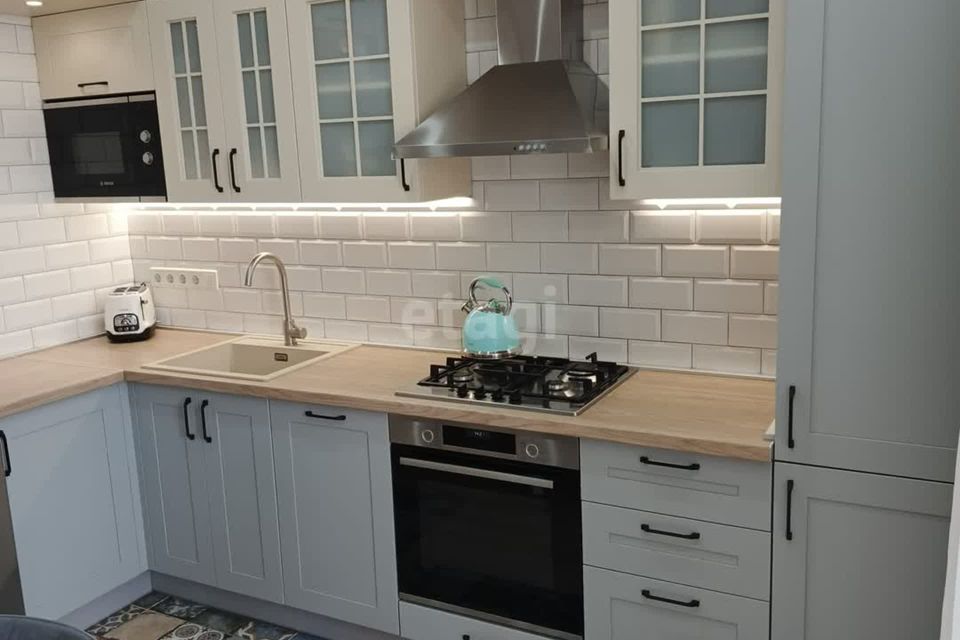 Продаётся 2-комнатная квартира, 63.7 м²