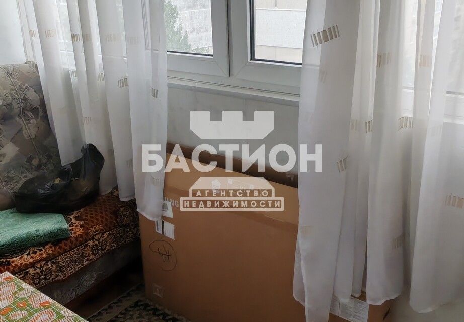 Продаётся 4-комнатная квартира, 82 м²