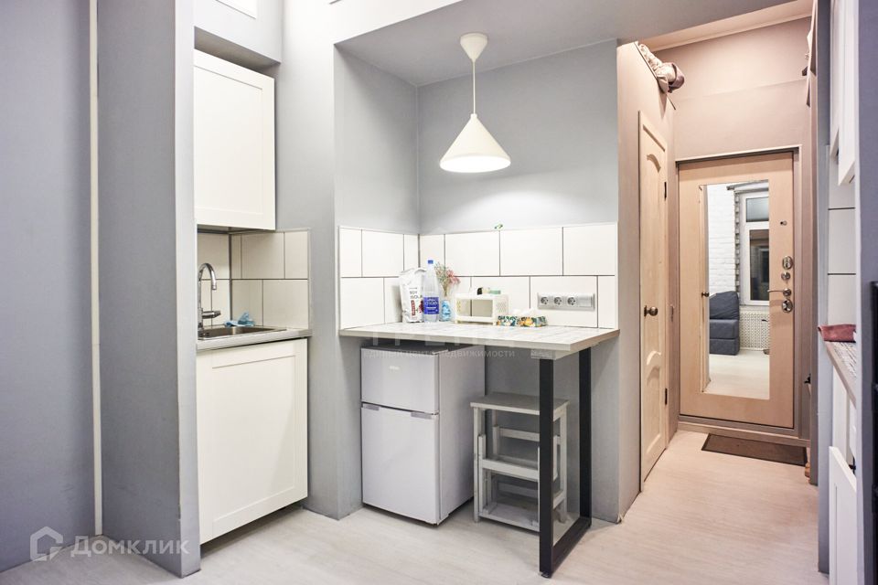 Продаётся комната в 5-комн. квартире, 116 м²