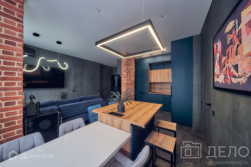 Продаётся 2-комнатная квартира, 69.8 м²