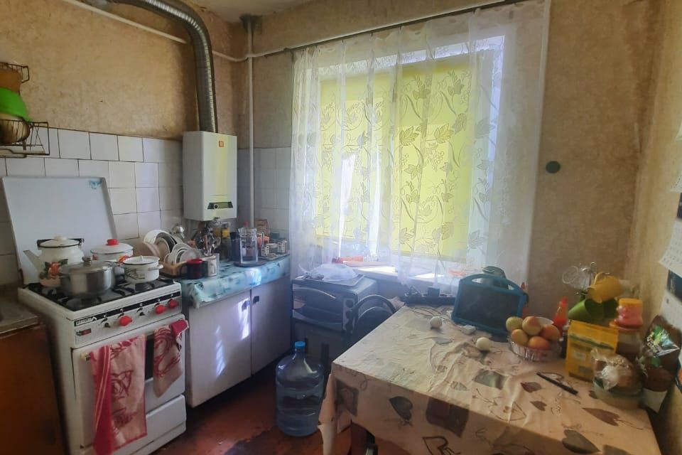 Продаётся 3-комнатная квартира, 58 м²