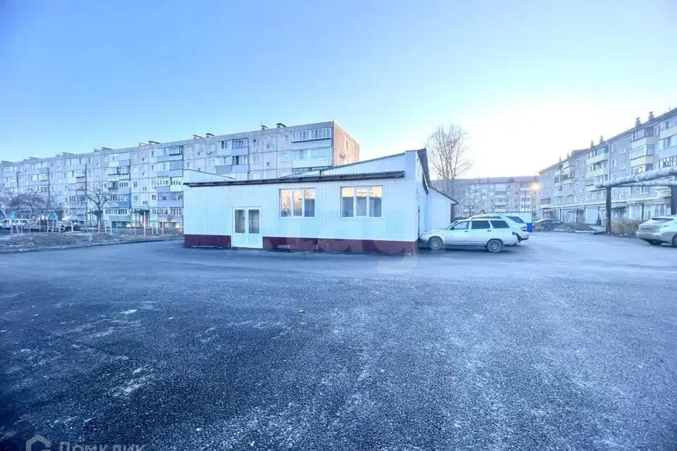 Продаётся торговое помещение, 186.5 м²
