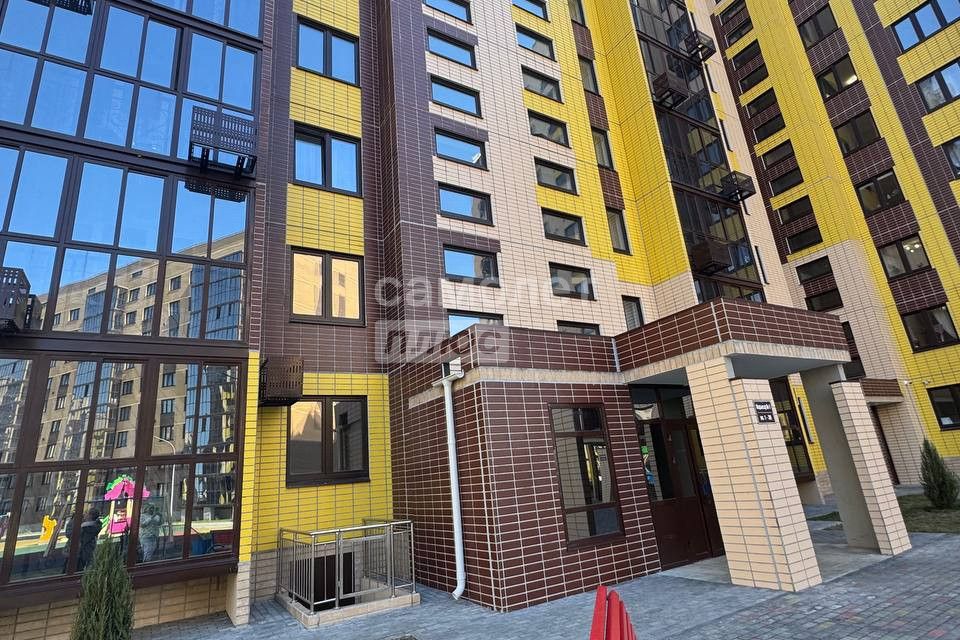 Продаётся 3-комнатная квартира, 76.4 м²