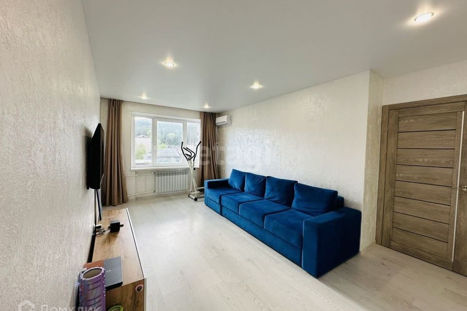 Продаётся 3-комнатная квартира, 57.1 м²