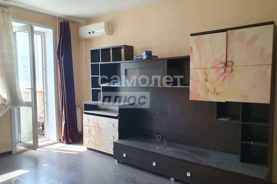 Продаётся 1-комнатная квартира, 37.4 м²