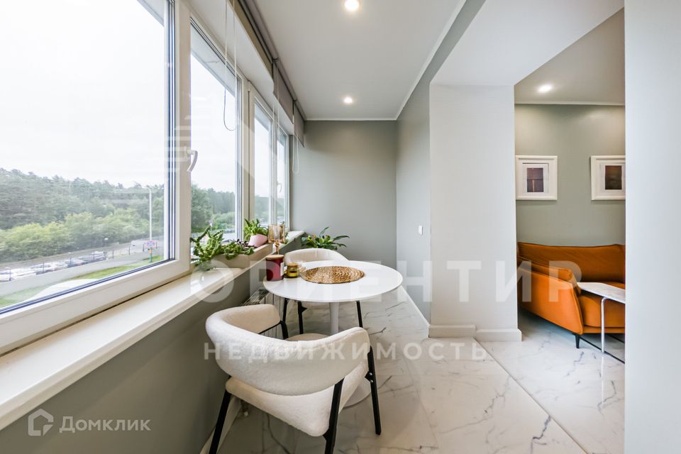 Продаётся 2-комнатная квартира, 65.4 м²