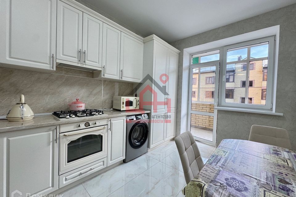 Продаётся 1-комнатная квартира, 40.5 м²