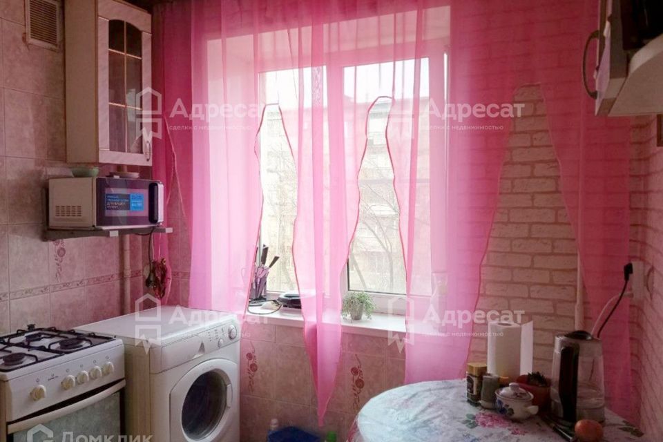 Продаётся 3-комнатная квартира, 55.5 м²