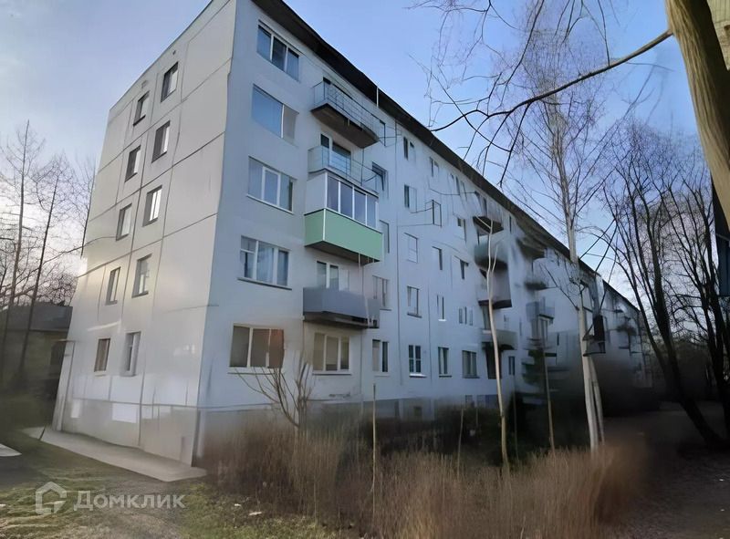 Продаётся 2 комнаты в 3-комн. квартире, 27.6 м²