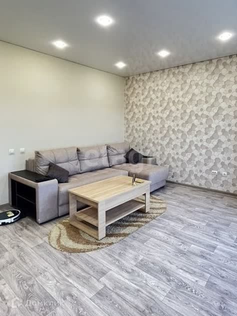 Продаётся 2-комнатная квартира, 50.8 м²