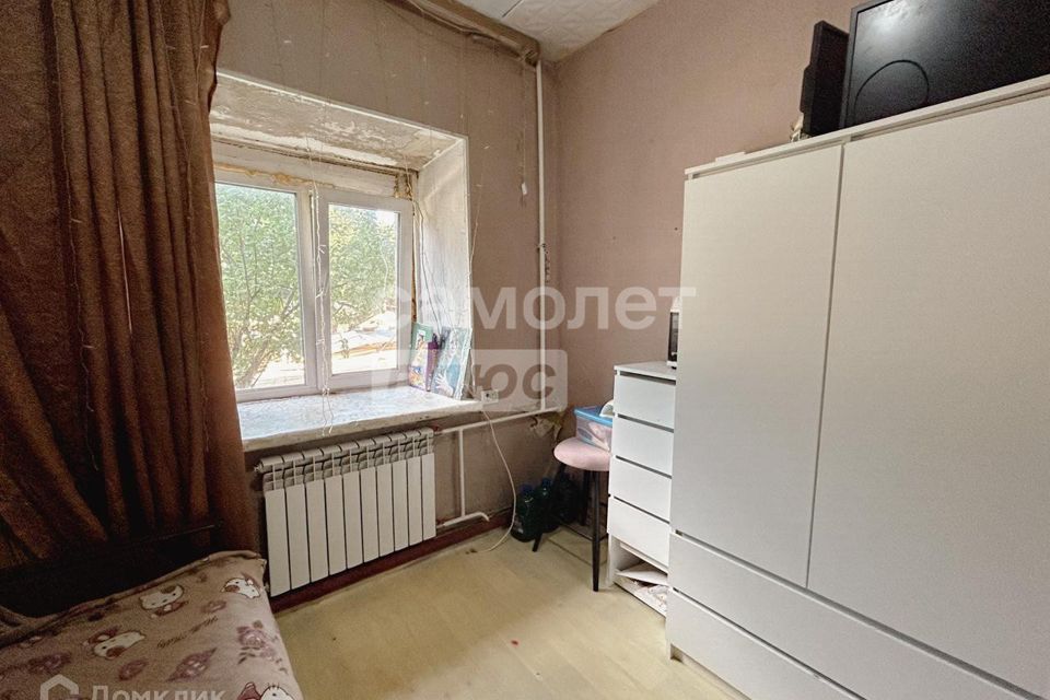 Продаётся комната в 6-комн. квартире, 8.4 м²