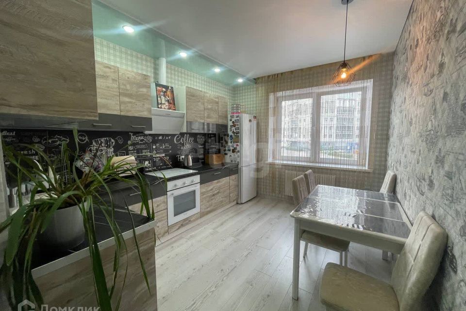 Сдаётся 2-комнатная квартира, 63 м²