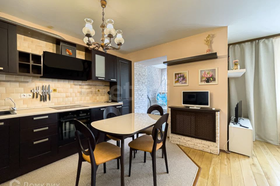 Продаётся 1-комнатная квартира, 41.6 м²