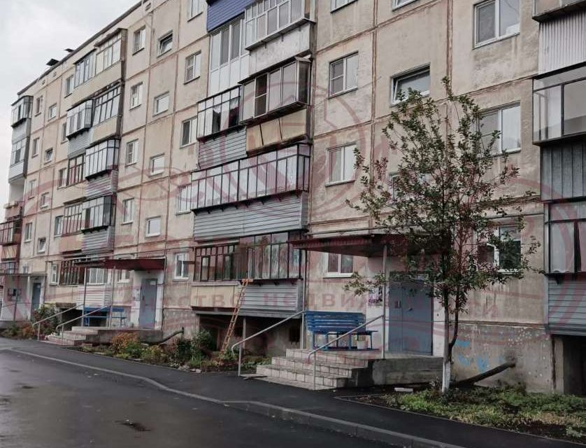 Продаётся 4-комнатная квартира, 74.9 м²