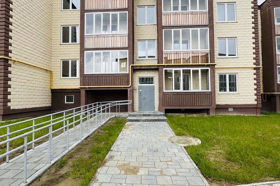 Продаётся 1-комнатная квартира, 42 м²