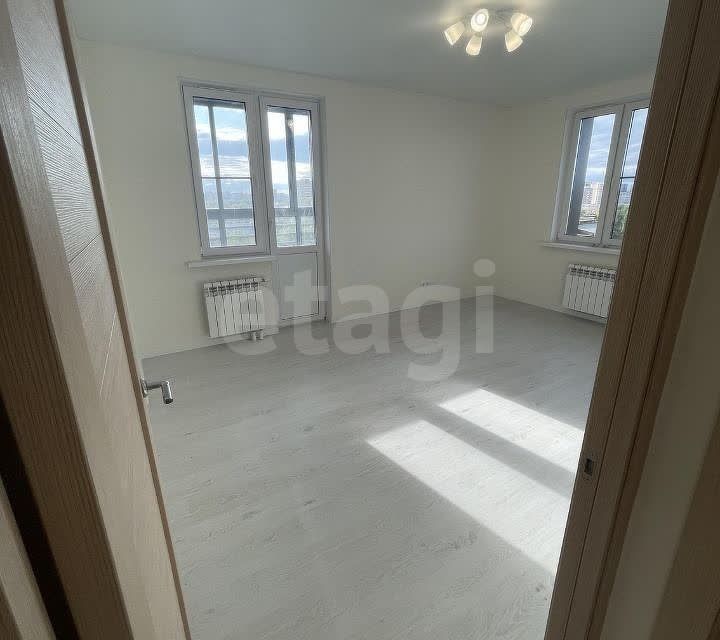 Продаётся 2-комнатная квартира, 57.1 м²