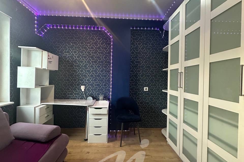 Сдаётся 2-комнатная квартира, 60 м²